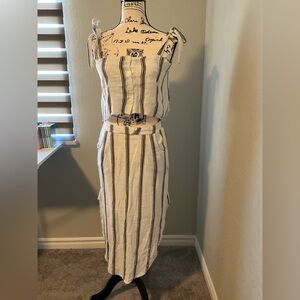 Elegant Striped Women's Skirt Set